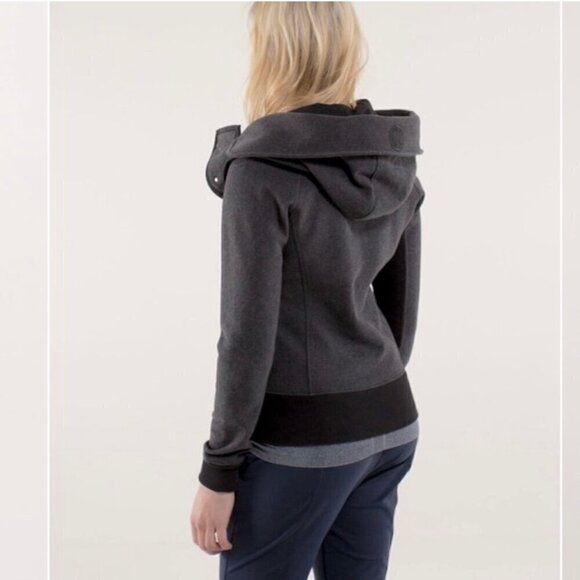 Lululemon Ltd Edition Hiver 2013 Scuba zip-up Hoodie/Jacket - Picture 2 of 11